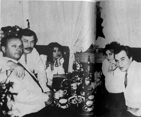 Слева: Завадский, Коротаев и Мансуров - дружеское застолье