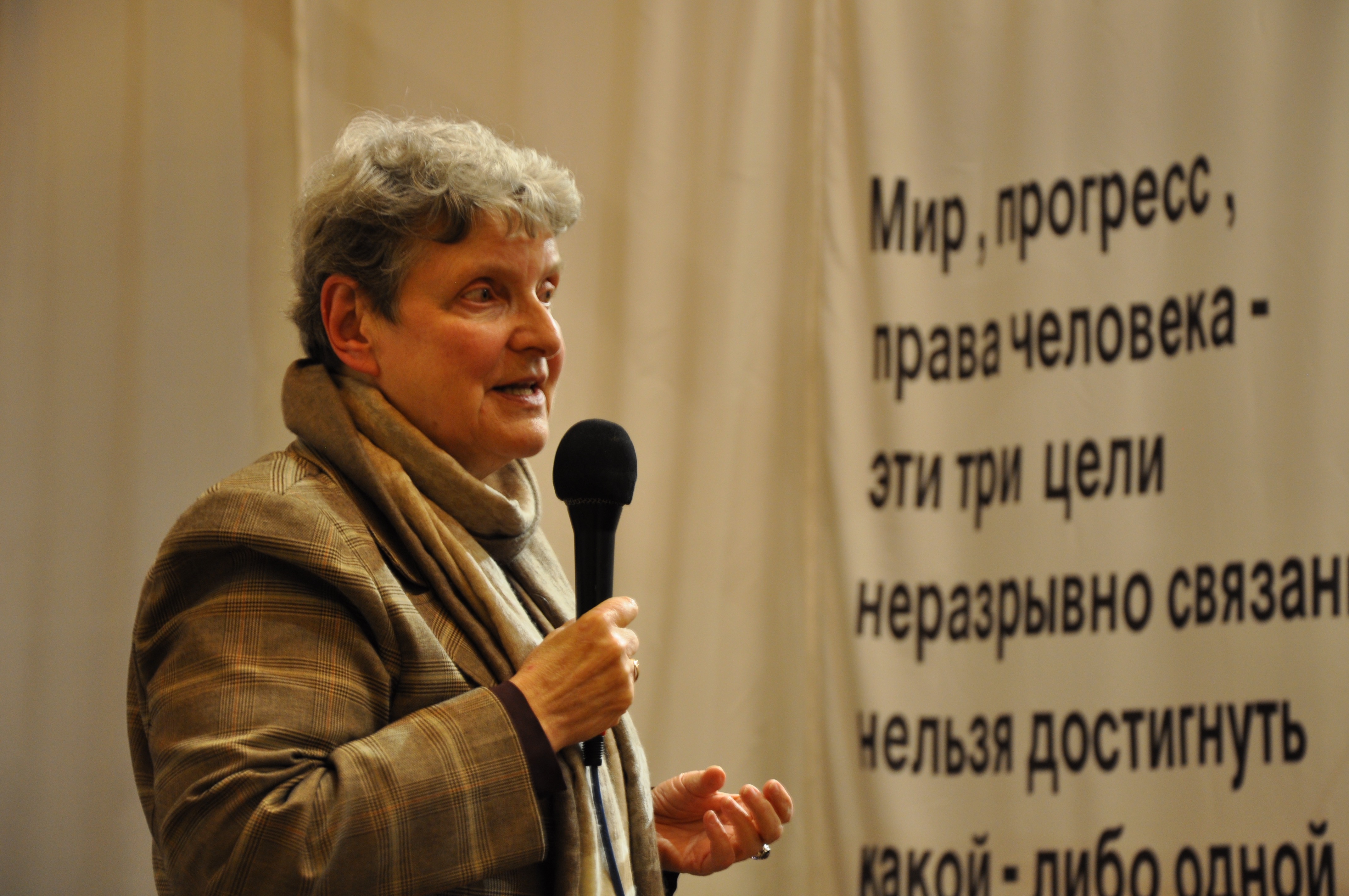 Светлана Ганнушкина: украинских беженцев из России выдворяют, оставляют «Беркут» и прокуроров