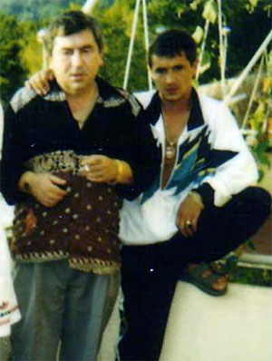 Слева воры в законе: Датико Цихелашвили (Дато Ташкентский) и Ильдар Асянов (Ильдар Уфимский)