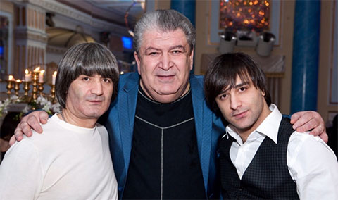 Слева: Эдуард Асатрян, справа: Сергей Асатрян